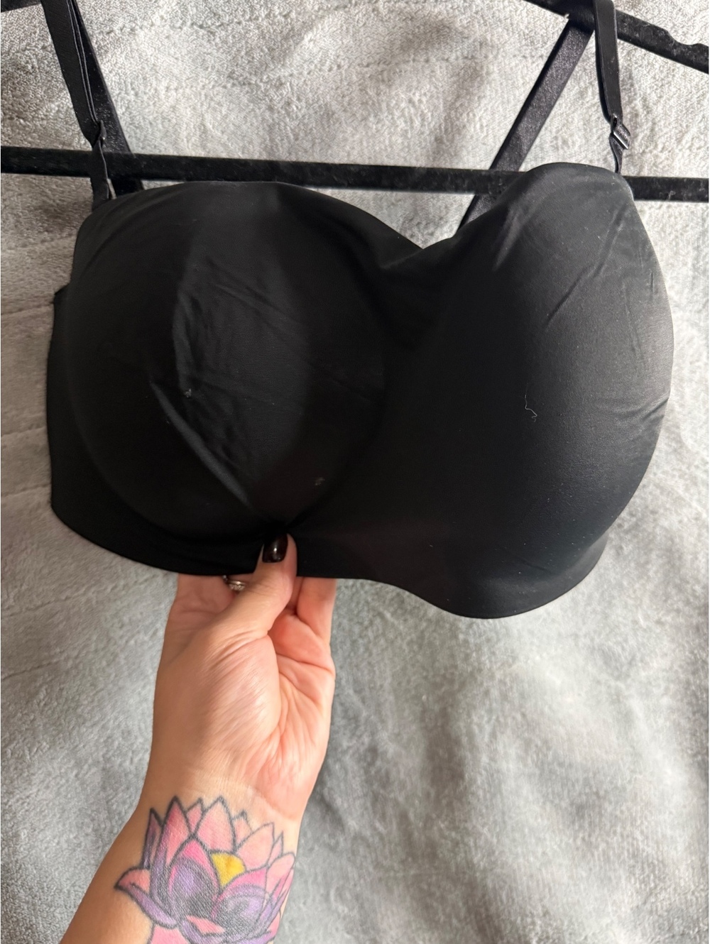 Victoria’s Secret Padded Strapless Convertible Bra 34DD Removable Straps NWOT